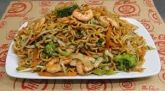 YAKISOBA DE CAMARÃO